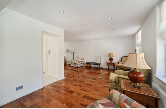 Property photo 2 of 12