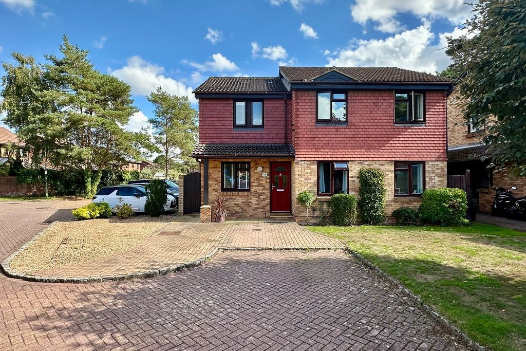Property photo 1 of 20