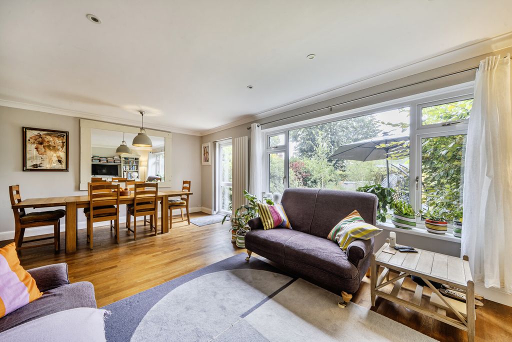 Property photo 2 of 14 1346455-8-68B6F4d...