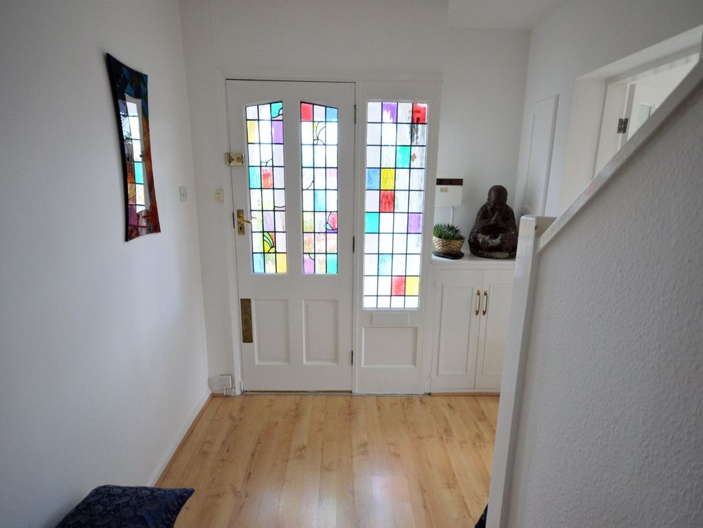 Property photo 2 of 24 Hall