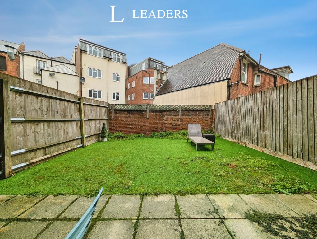 Property photo 3 of 11 Pbox-Img.Jpg