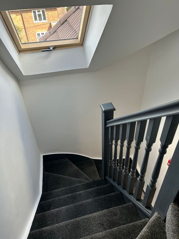 Additional image 7 of 6 bed shared accommodation to rentRaymond Crescent, Guildford GU2