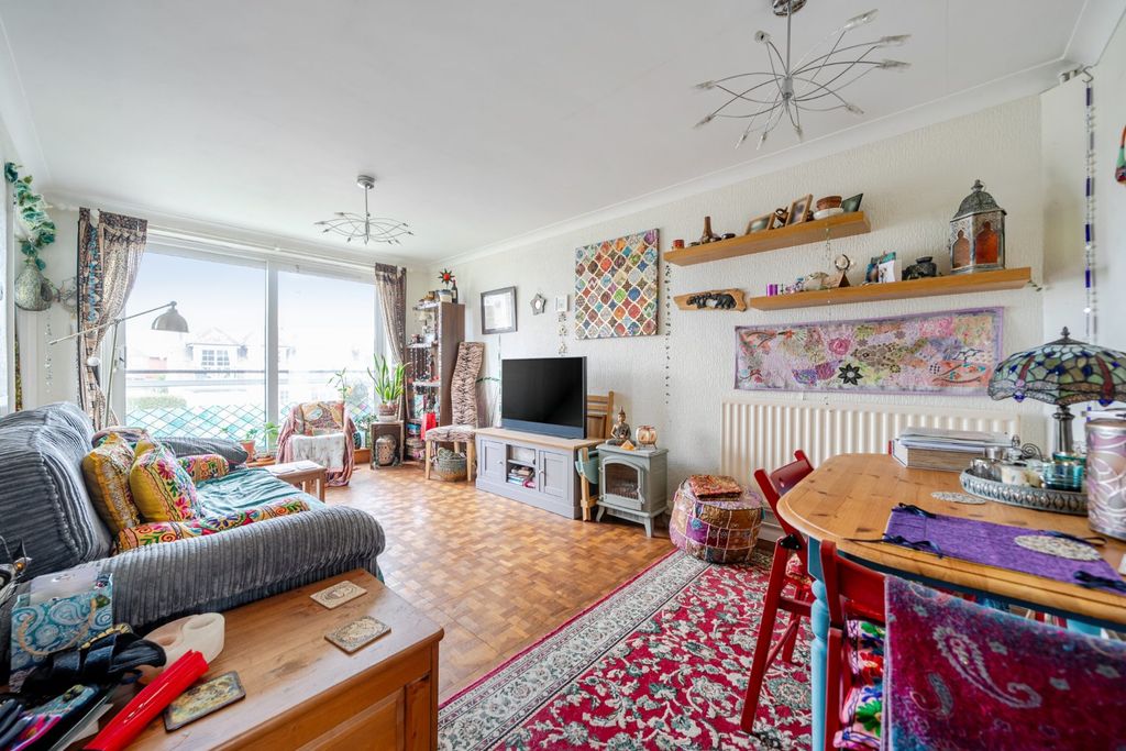 Property photo 2 of 9 Picture No. 03