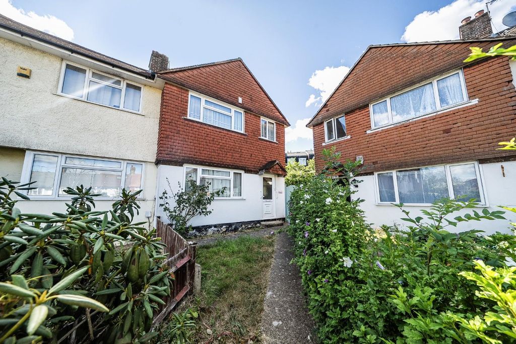 Property photo 1 of 19