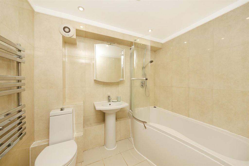 Property photo 3 of 10 Mg_0719.Jpg