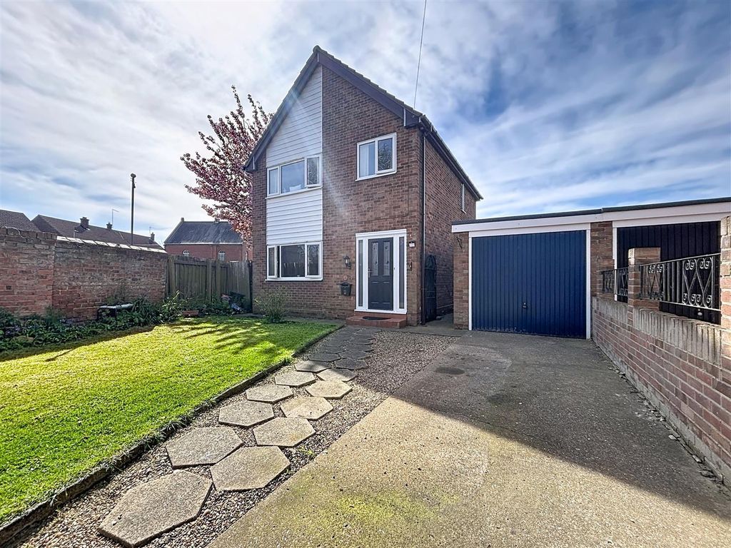 Property photo 1 of 19