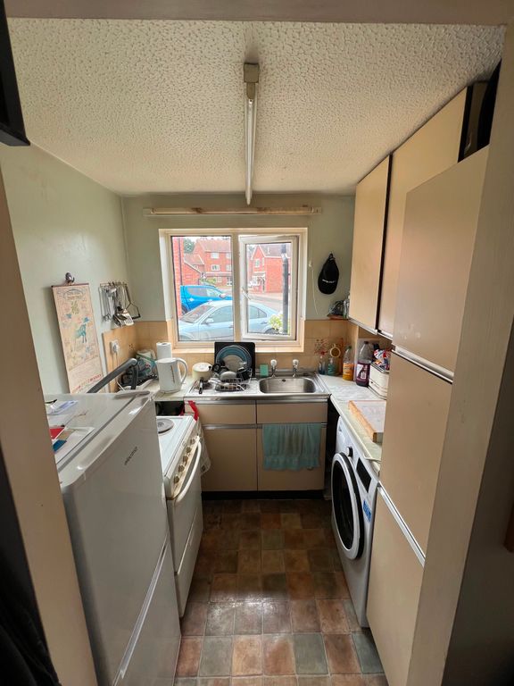 Property photo 2 of 5