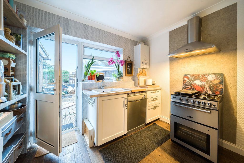 Property photo 3 of 11 Picture No. 22