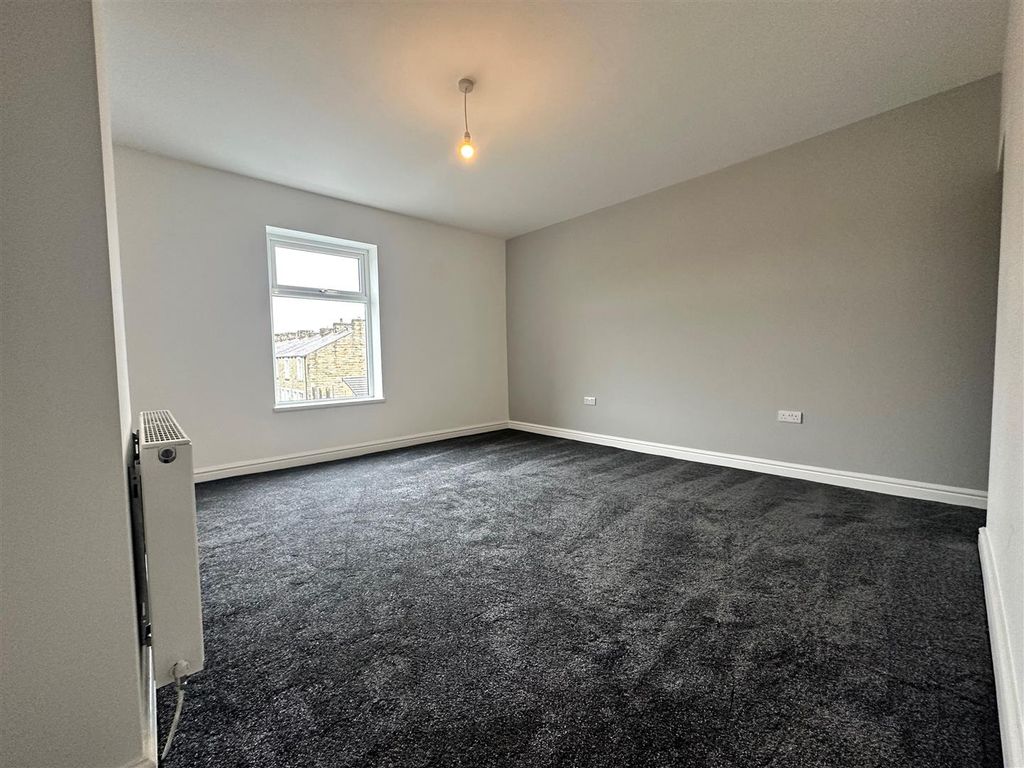 Property photo 3 of 7 4.Jpg
