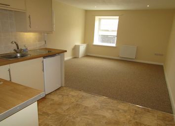 Property photo 3 of 7 Kitchen/Lounge