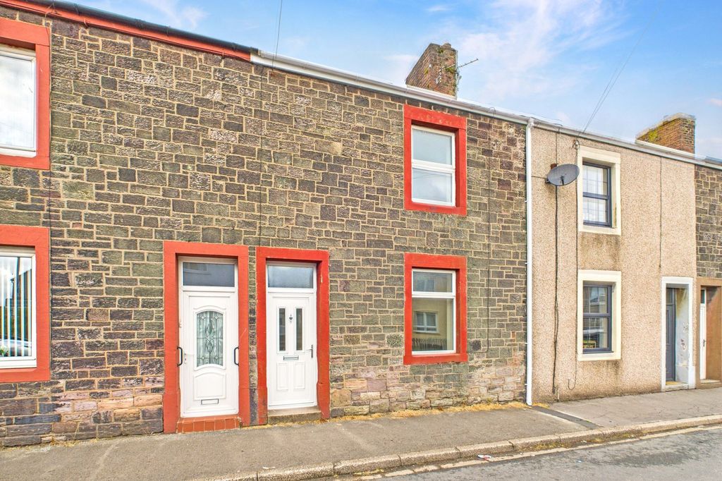 Property photo 2 of 15