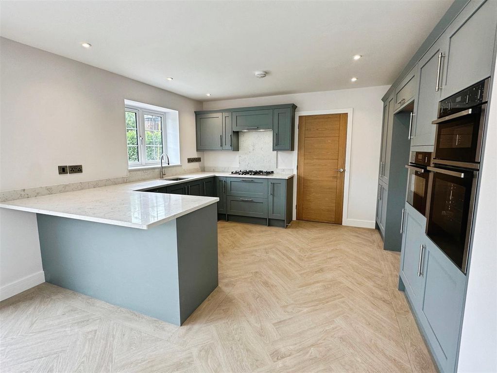 Property photo 2 of 44 Kitchen