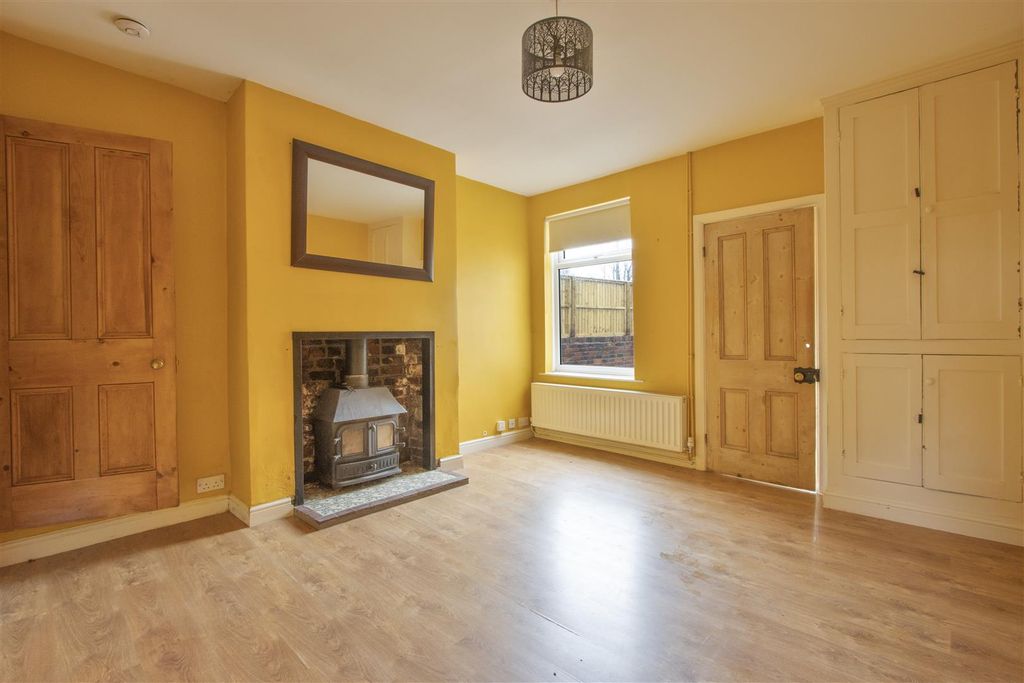 Property photo 2 of 16 Dining Room