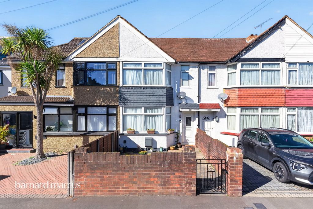 Property photo 1 of 11