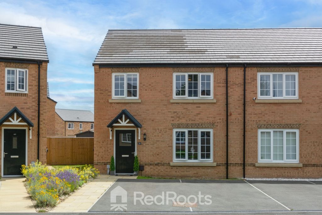 Property photo 1 of 30 4295531