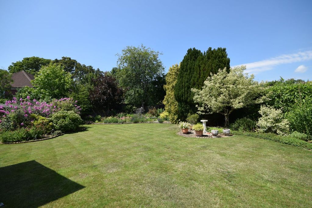 Property photo 3 of 14