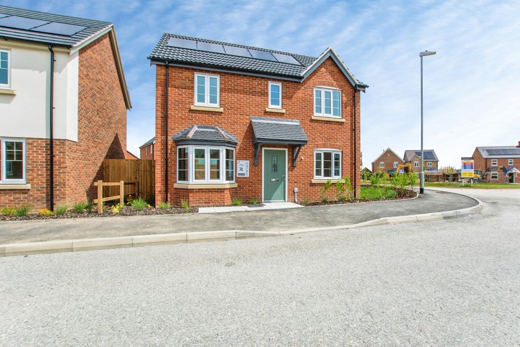 Property photo 1 of 18 Pbox-Img.Jpg