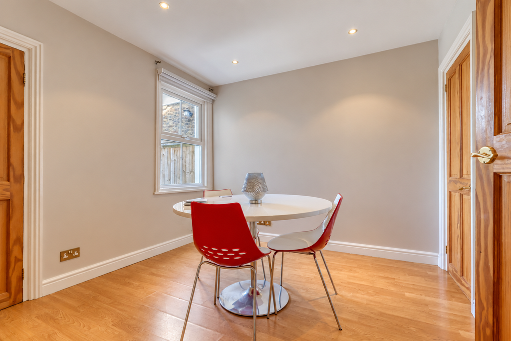 Property photo 2 of 11 Picture No. 03