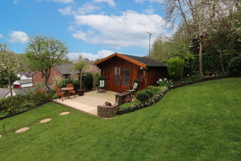 Property photo 2 of 48