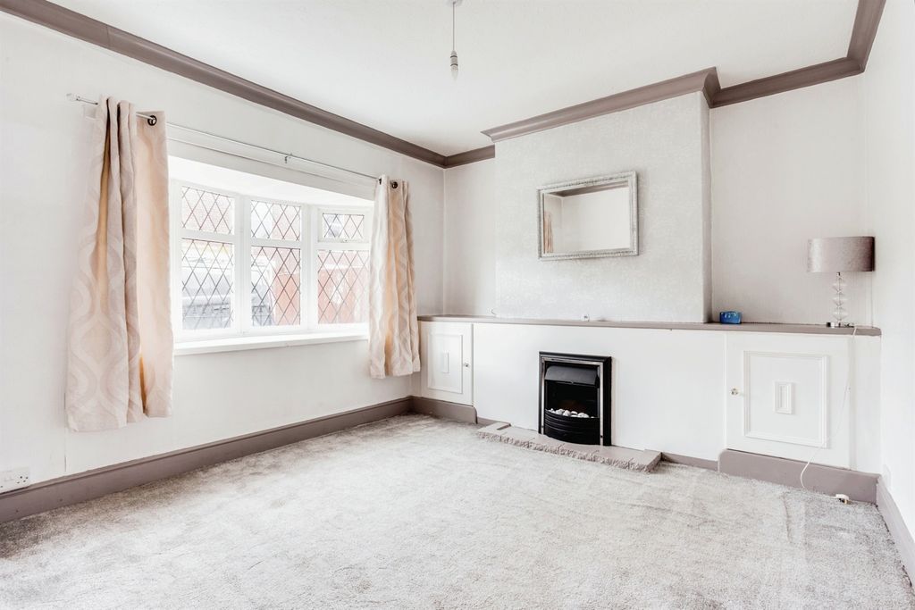 Property photo 3 of 22