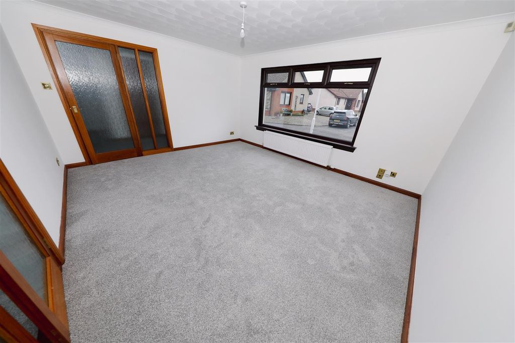 Property photo 2 of 17 B