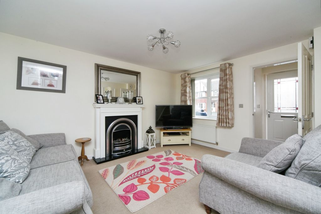 Property photo 2 of 17 Photography