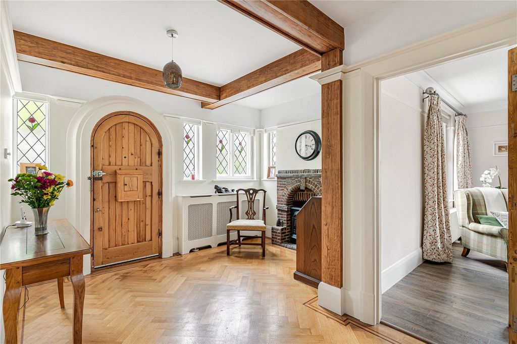 Property photo 3 of 27 Entrance