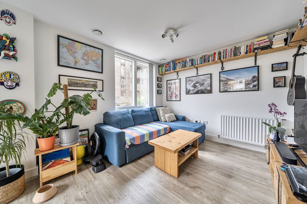 Property photo 3 of 16 1425701-20-69B2B1...