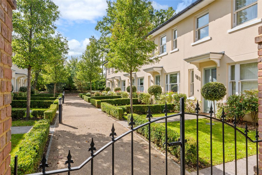 Property photo 1 of 17 Gated Entrance