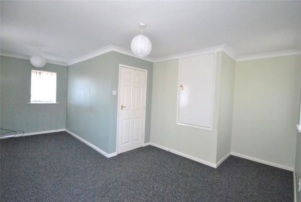 Property photo 3 of 4