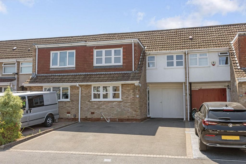 Property photo 1 of 22