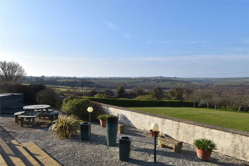 Property photo 3 of 23 Picture No. 08