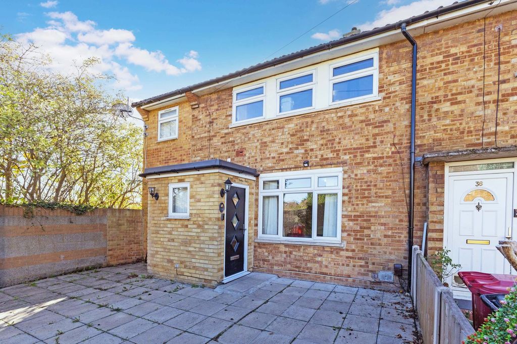 Property photo 2 of 13