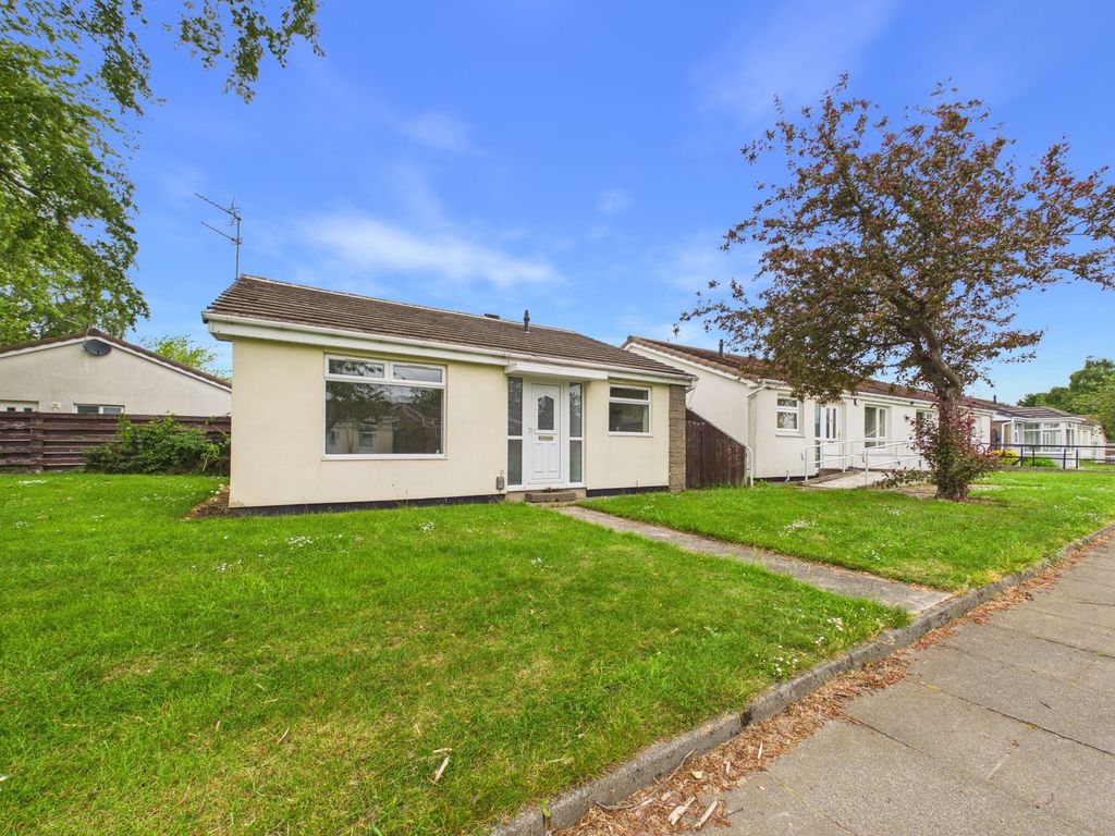 Property photo 1 of 8 External