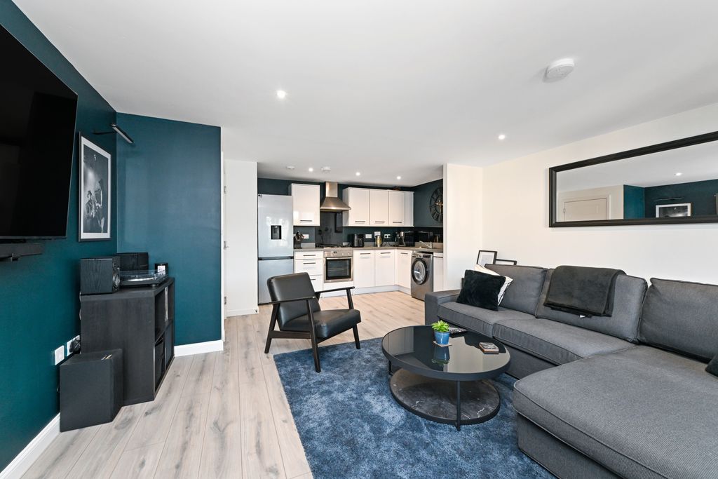 Property photo 2 of 13 Property Image 2