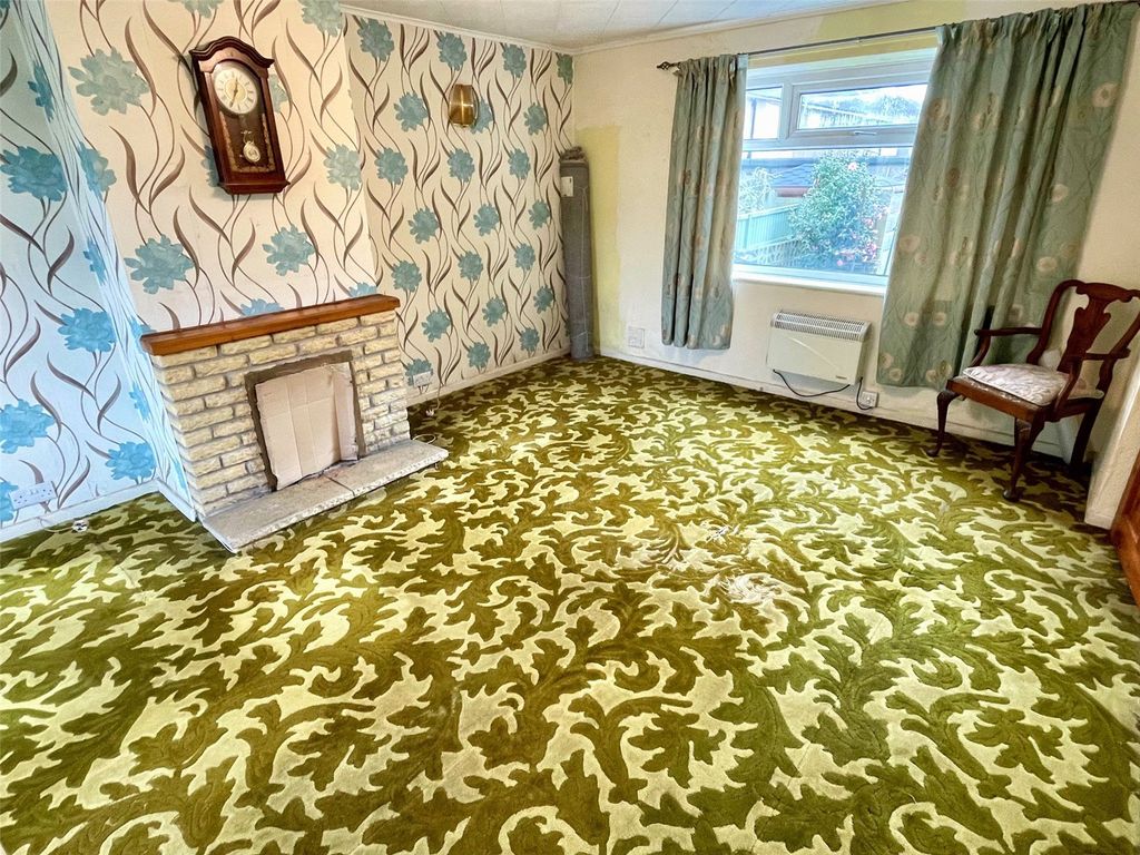 Property photo 2 of 15 Living Room