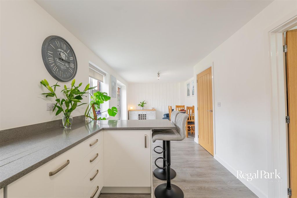 Property photo 2 of 37 Kitchen/Dining Room