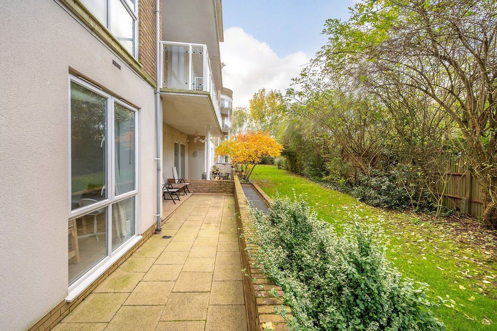 Property photo 2 of 10