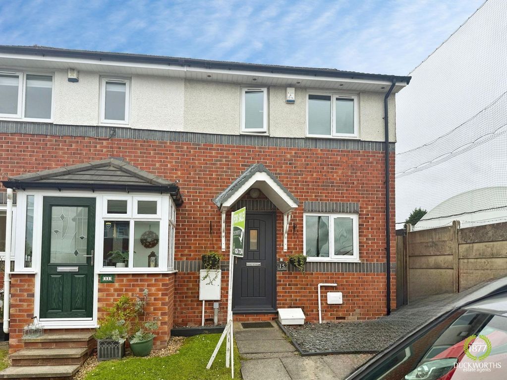 Property photo 1 of 17