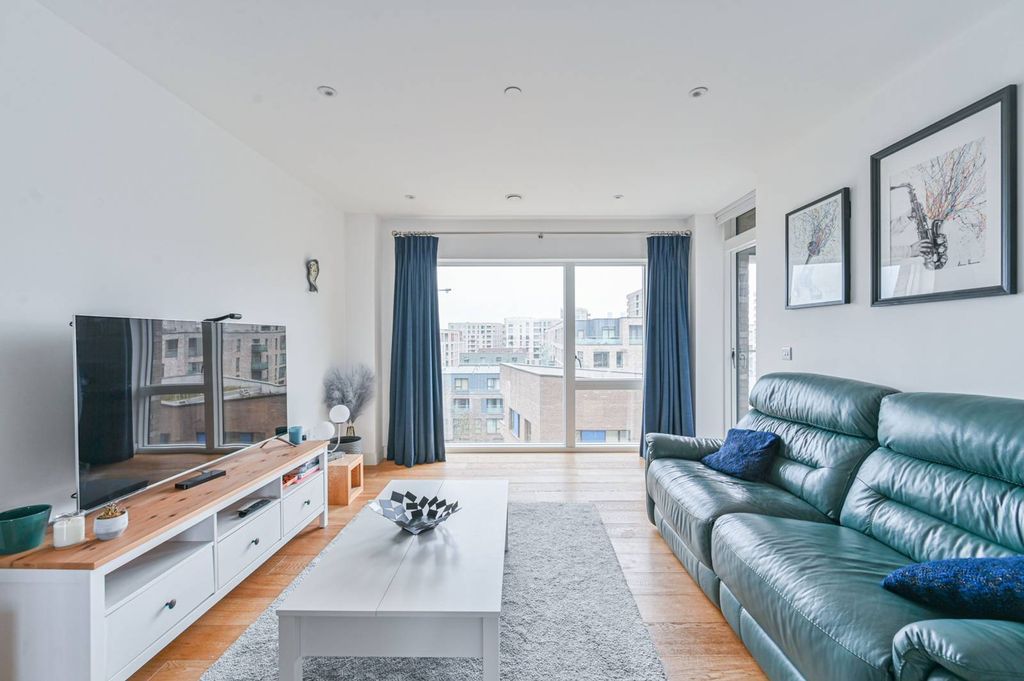 Property photo 3 of 20