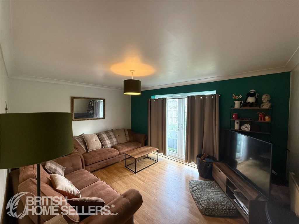 Property photo 3 of 16 Picture No. 06