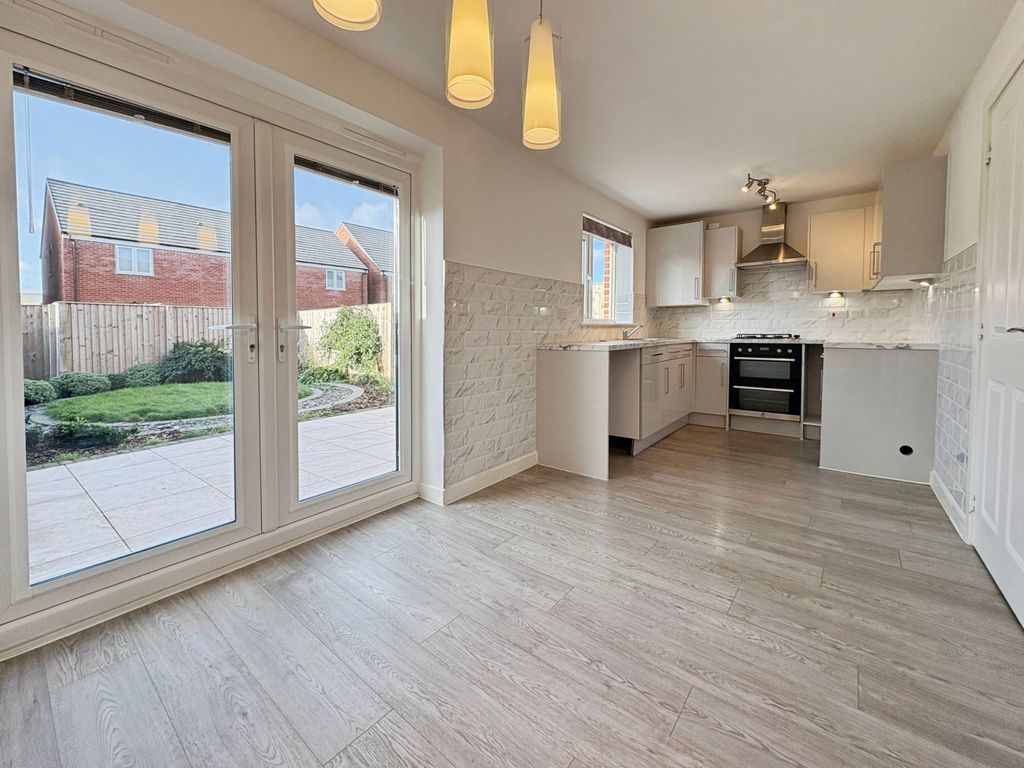 Property photo 3 of 17 64372314-Img_7532