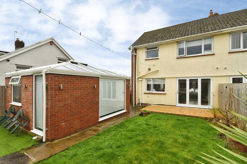 Property photo 1 of 18 Pbox-Img.Jpg