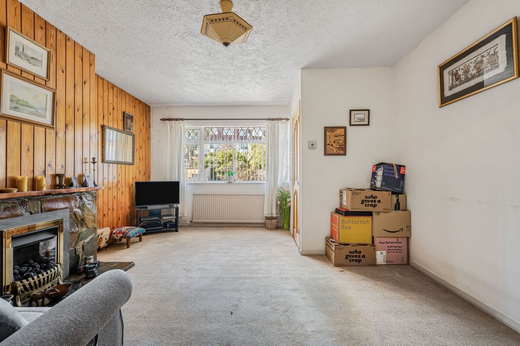 Property photo 2 of 22