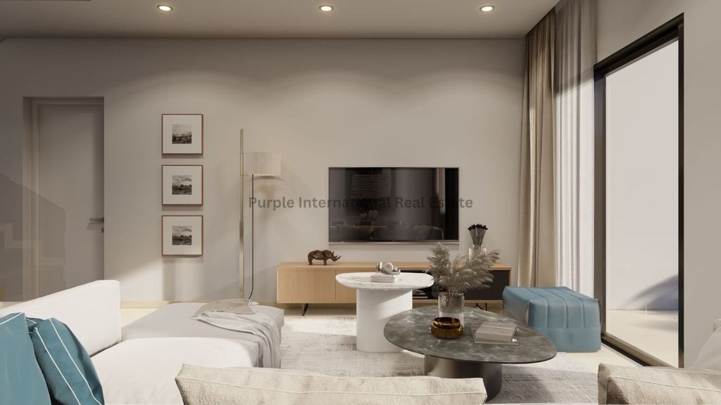 Property photo 2 of 45