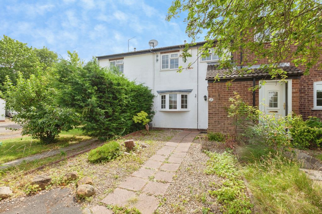 Property photo 1 of 8 Front