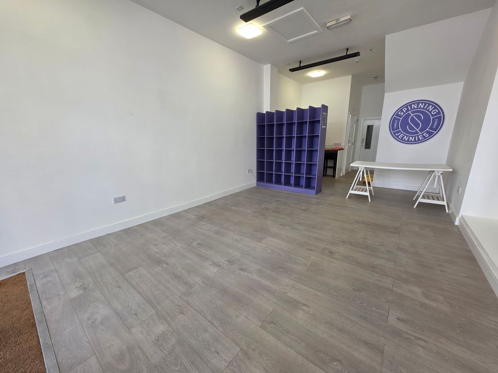 Property photo 3 of 4