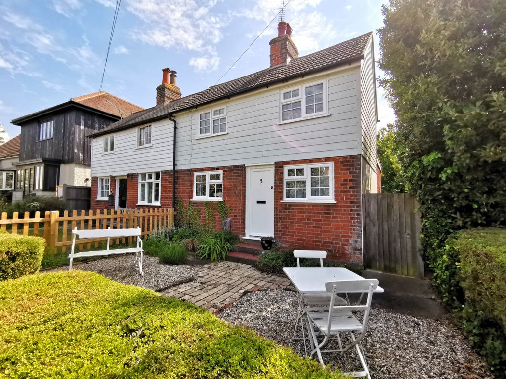 Property photo 1 of 21 2 Bedroom Semi-Detached For Sale