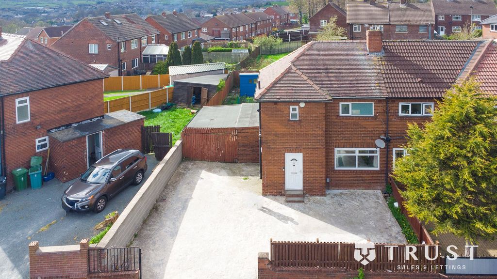 Property photo 1 of 31