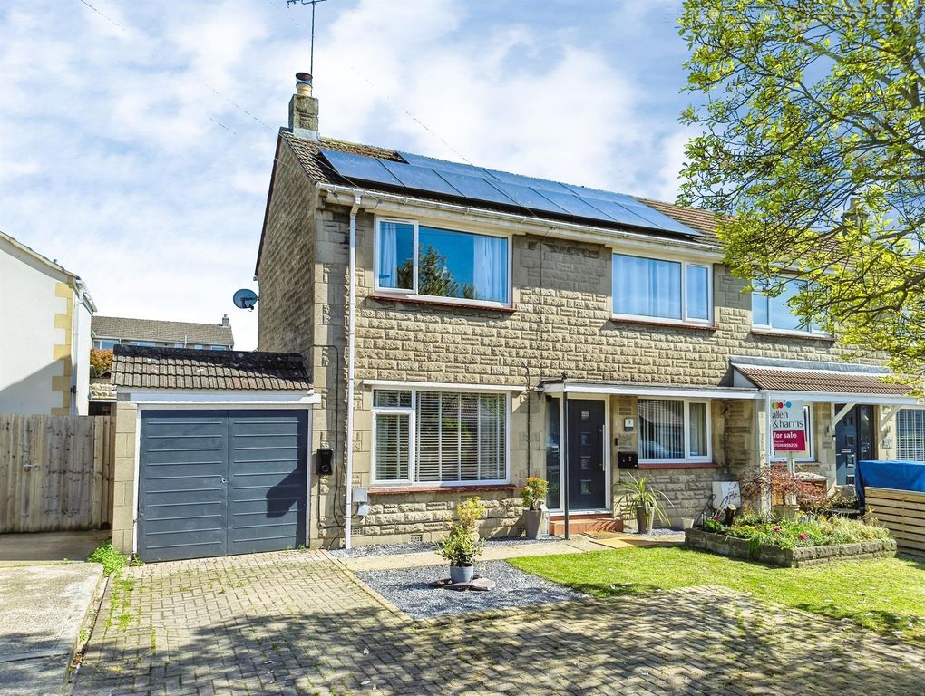 Property photo 1 of 19